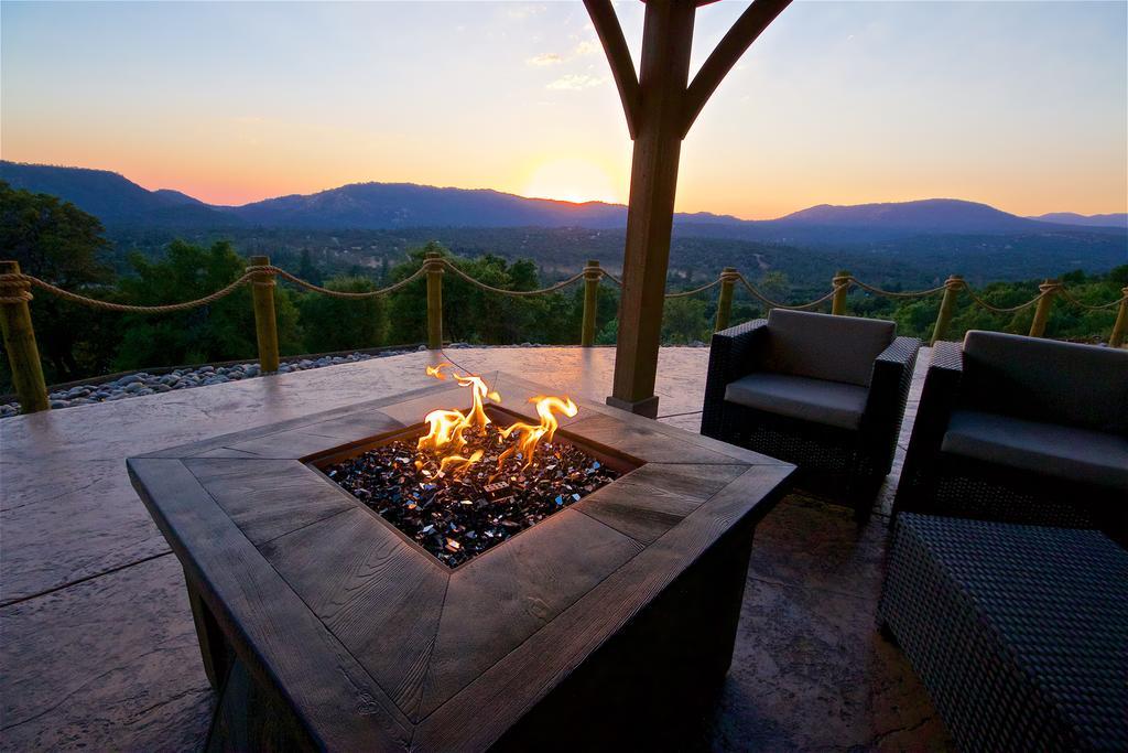 Mountain View Playhouse Near Yosemite & Bass Lake โอกเฮิร์สต์ ภายนอก รูปภาพ