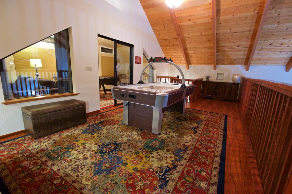 Mountain View Playhouse Near Yosemite & Bass Lake โอกเฮิร์สต์ ภายนอก รูปภาพ